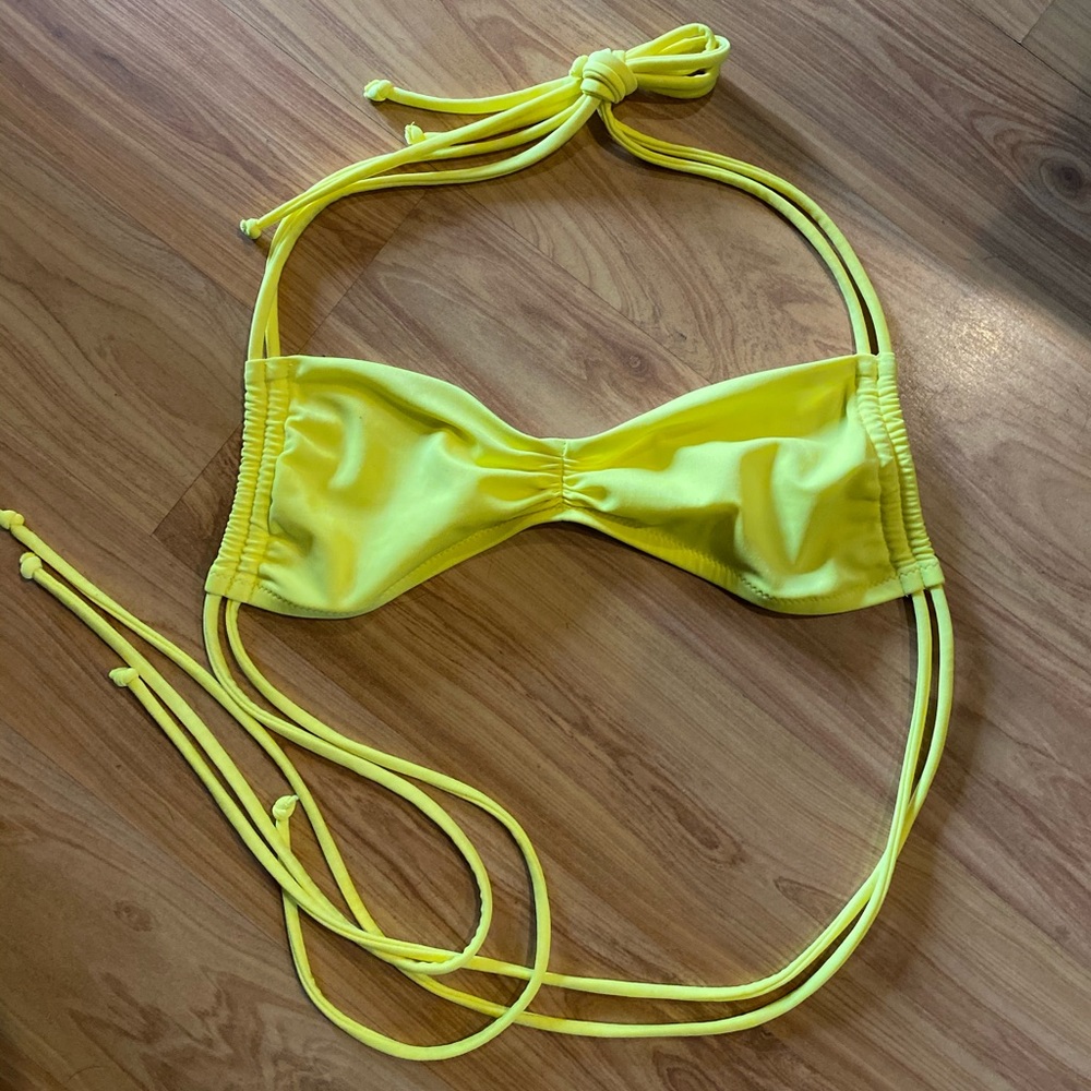 Simple Victoria’s Secret Bikini Top